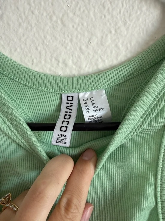 H&M Mint Green Ribbed Racerback Tank - Picture 2 of 3